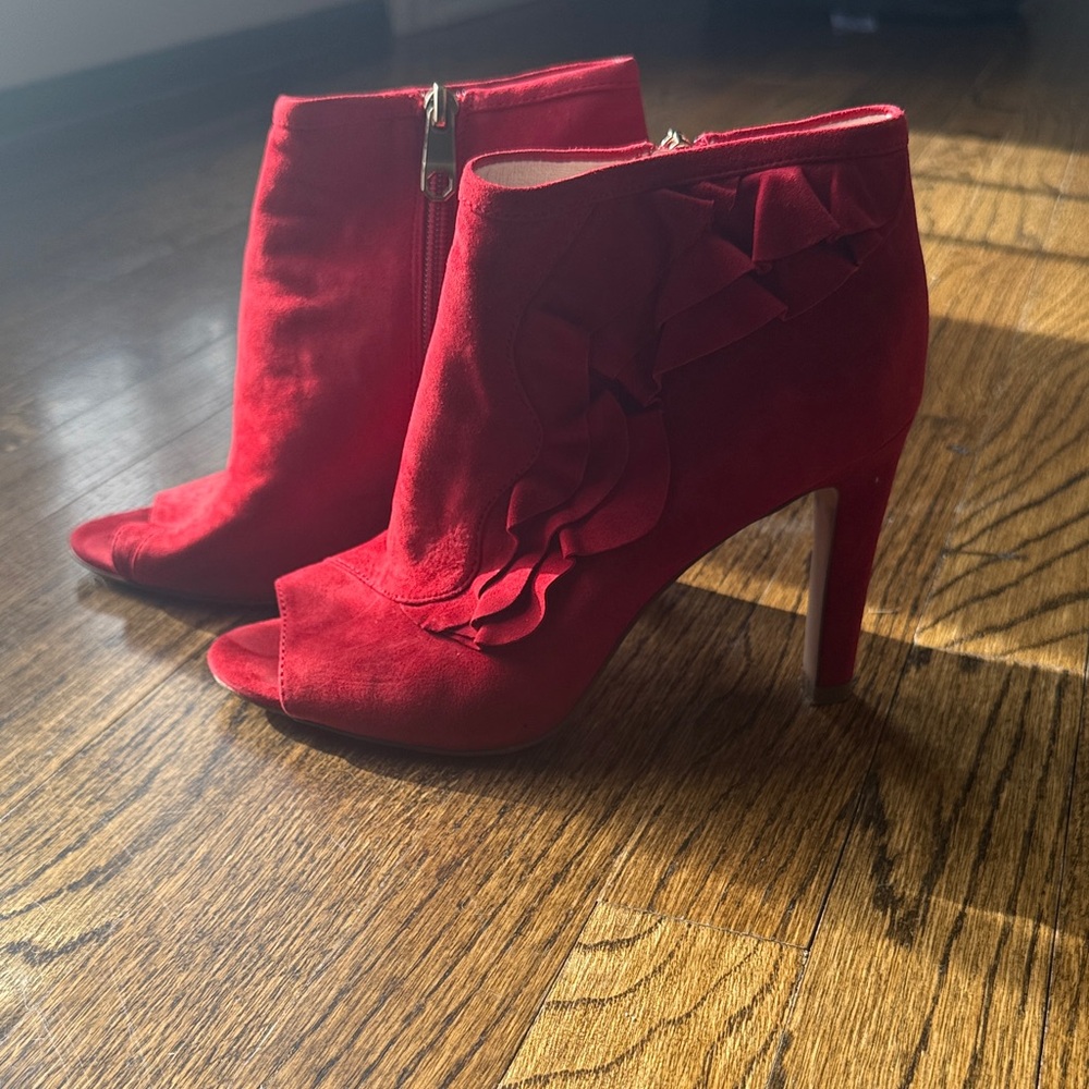 Louise et Cie-Elegant Red Peep-Toe Ankle Boots